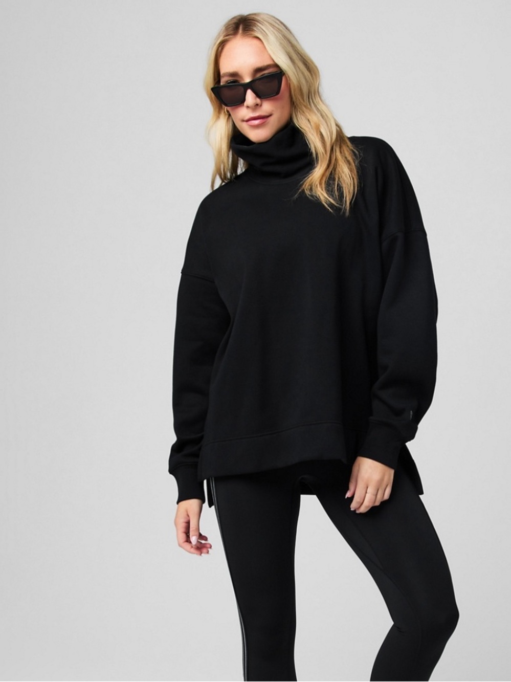 Fabletics Woman’s Cozy Fleece Oversized Tunic Black Size Large Comfy